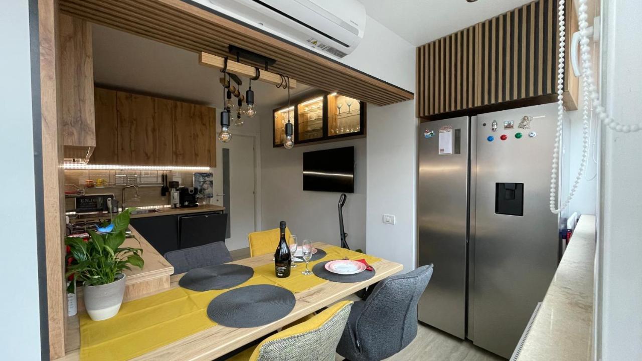 Luxury Apart Dorobanti Boekarest Buitenkant foto